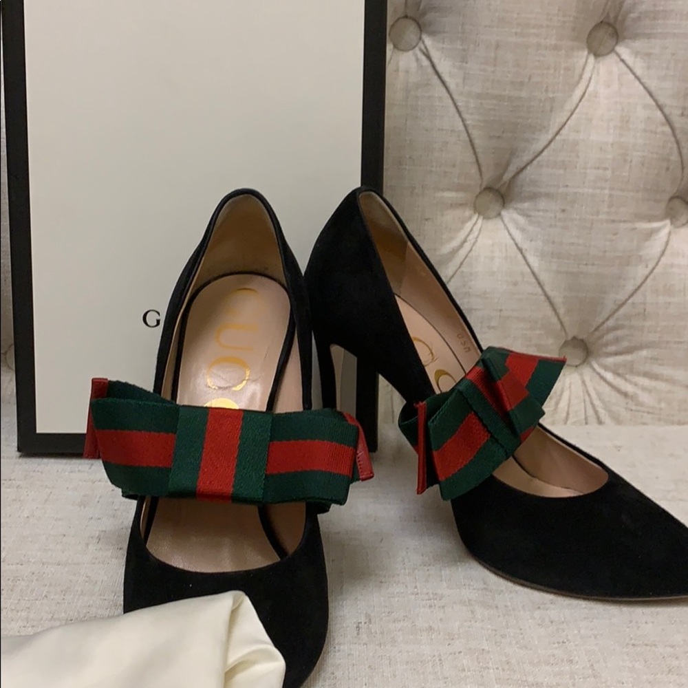 Gucci Suede Pumps Size 39